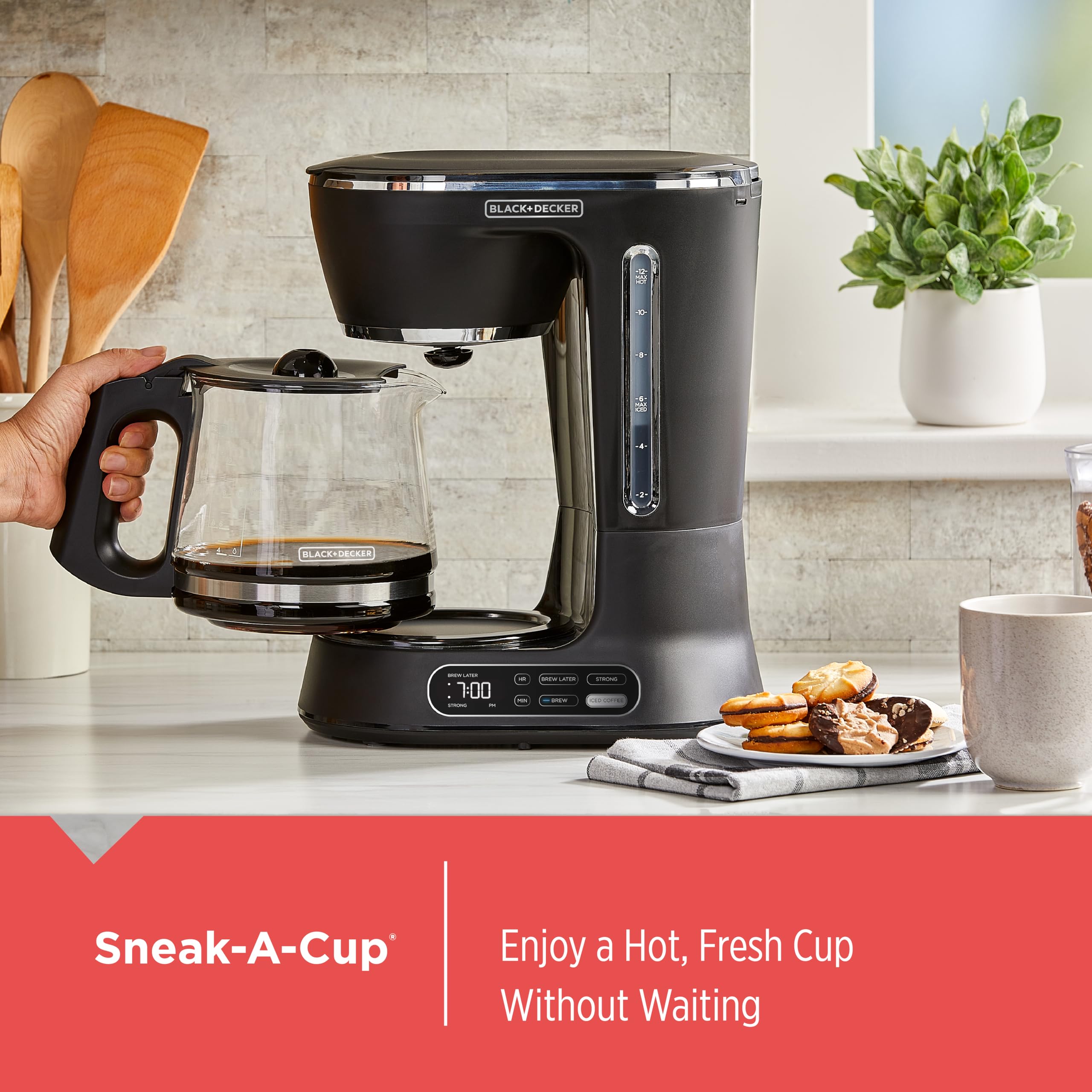 BLACK+DECKER 12-Cup Digital Coffee Maker